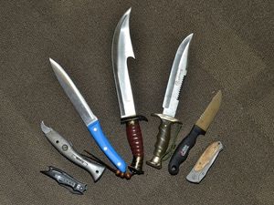 Supporting image for story: Star comment: Deterrent needed on knife crime