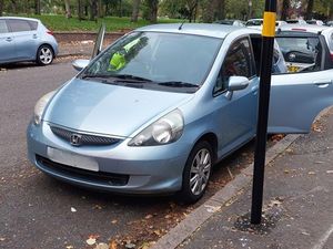 Supporting image for story: Drugs and car seized in raid on Birmingham shop