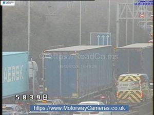 Supporting image for story: 'Major disruption': Heavy delays reported following M6 crash near between Walsall and Birmingham