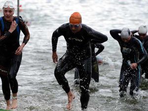 Supporting image for story: Ellesmere triathlon makes triumphant return as 400 take part
