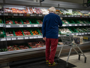 Supporting image for story: Government 'woefully out of touch' says MP as minister tells public to shop around for food