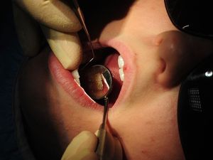 Supporting image for story: Virtual reality has been shown to make trips to the dentist less painful 