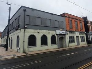 Supporting image for story: Inside Wolverhampton nightclub on market for £650,000 that was forced to close after man was stabbed