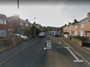 Supporting image for story: Air gun found after armed police called to West Bromwich