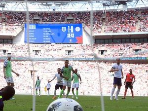 Supporting image for story: Shrewsbury Food Festival cooks up a plan for football fans