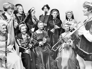 Supporting image for story: Shropshire retro: 12 nostalgic pictures taken during the month of December in the 1960s, '70s, '80s, and '90s