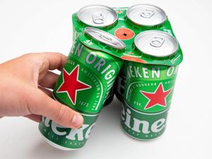 Supporting image for story: Heineken and Carlsberg to pull out of Russia after Ukraine invasion