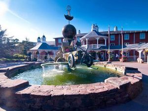 Supporting image for story: Guests evacuated from Alton Towers conference centre after 'unusual smell' reported