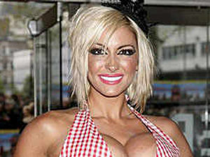 Supporting image for story: Model Jodie to visit salon