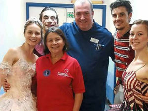 Supporting image for story: Birmingham Royal Ballet performers visit poorly patients at Children's Hospital