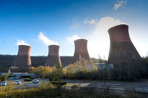 Large coal-fired power stations such as Ironbridge are a thing of the past