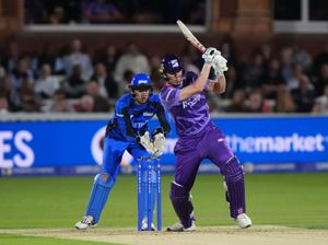 Supporting image for story: Zak Crawley leads Northern Superchargers to dominant win over London Spirit