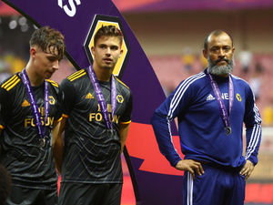 Supporting image for story: Sky Sports' Johnny Phillips: Wolves were winners on and off the pitch in China