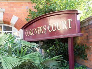 Supporting image for story: Full inquest hearing to be held into death of Jeremy Kyle Show guest