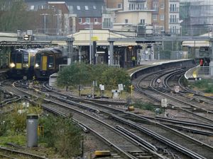 Supporting image for story: Rail workers vote to accept pay offers