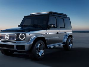 Supporting image for story: Mercedes Concept EQG showcases a G-Class of the future