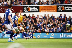 Hwang Hee-Chan scores (Getty)