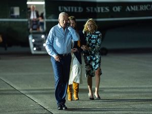 Supporting image for story: Joe Biden’s family tells him to stay in the presidential race and keep fighting