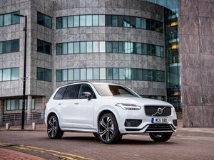 Supporting image for story: Volvo introduces mobile valeting service