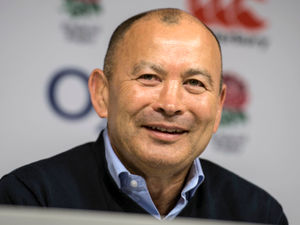 Supporting image for story: England rugby coach Eddie Jones praises Tony Pulis's 'refreshing' coaching techniques