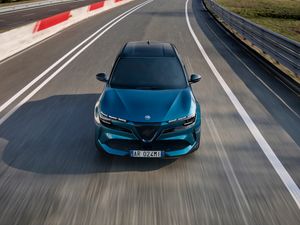 Supporting image for story: Alfa Romeo Junior Ibrida will be priced from under £28,000