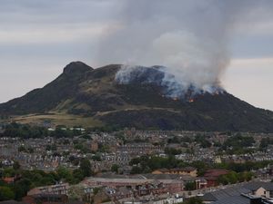 Supporting image for story: Arthur’s Seat blaze tackled by fire crews