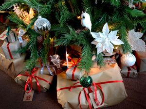 Supporting image for story: Mark Drakeford expresses ‘hesitation’ over relaxed Christmas restrictions