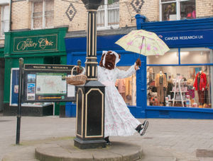 Supporting image for story: Great "She Bear" makes final Whitchurch walkabout ahead of festival