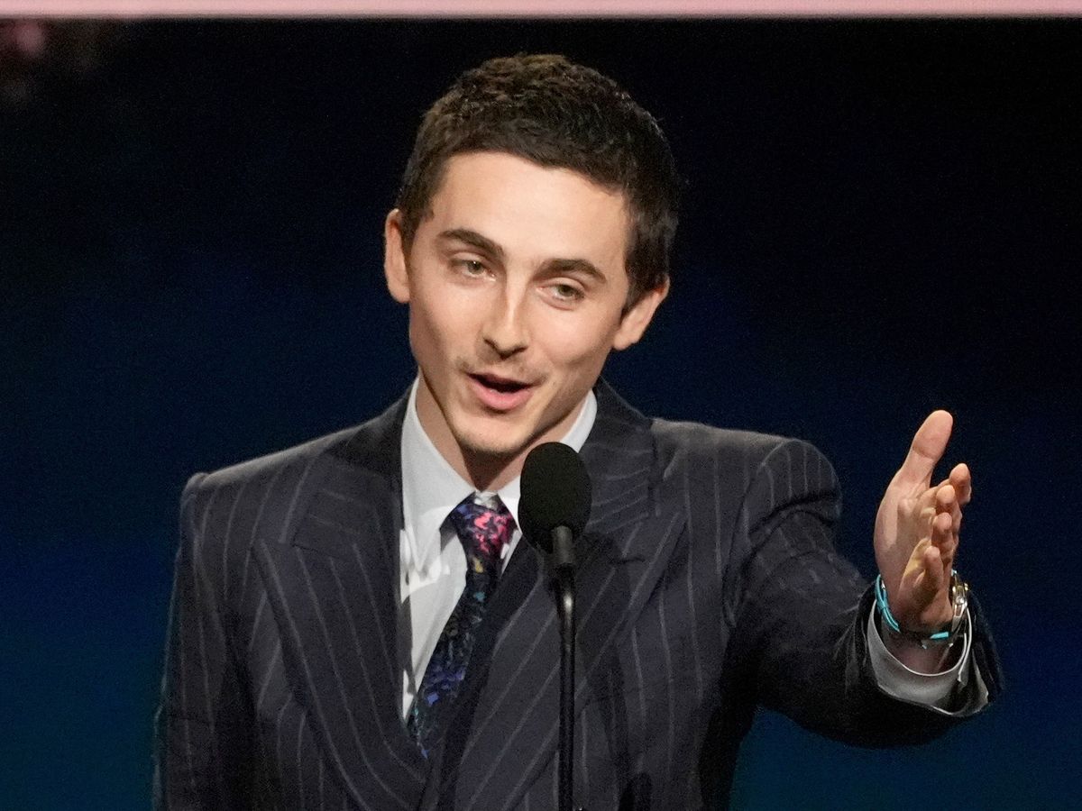 Timothee Chalamet thanks girlfriend Kylie Jenner in Critics Choice Awards speech