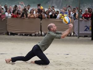 Supporting image for story: William enjoys game of volleyball as he begins five-day visit to Brazil