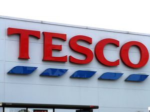 Supporting image for story: Tesco warns over profit hit from rocketing inflation