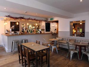 Simple and chic – inside is cosy and snug