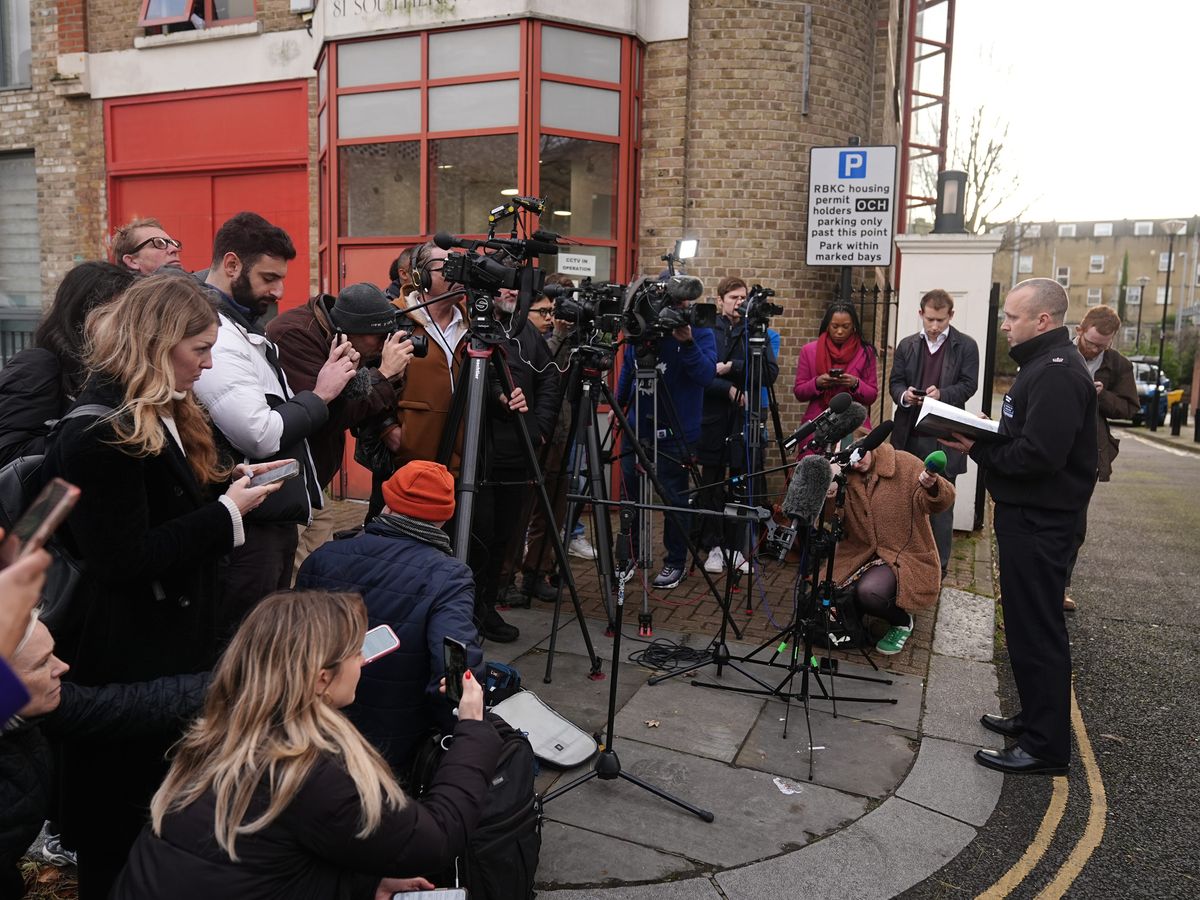 Gunman shot girl, eight, and father disguised as Deliveroo rider, court told