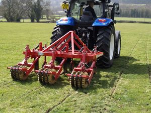 Supporting image for story: Remove soil compaction this autumn