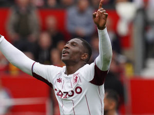 Supporting image for story: Kortney Hause signs new contract at Aston Villa