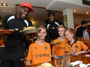 Supporting image for story: Wolves players wing it in the kitchen for Nando's fundraiser