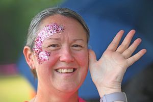 Nicola Campbell painted the Cancer Research 'C' on her face in glitter!