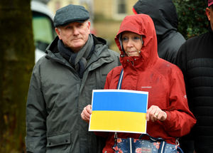 Members of the public joined the Ukrainian community and councillors in honouring Ukraine