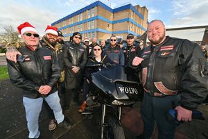 Wolverhampton Hells Angels
called in to New Cross Hospital to drop off Christmas presents for children which will be distrivuted across the wards.
Wolverhampton Mayor Craig Collingswood is seen with members of the group