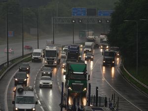 Supporting image for story: Drivers wasting 38 hours per year to road delays