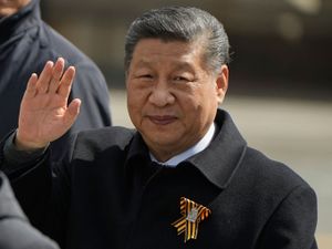 Supporting image for story: Trump speaks with Xi amid stalled talks between the US and China over tariffs