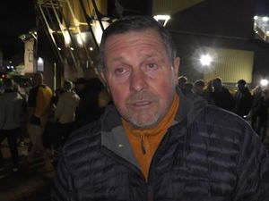 Supporting image for story: Wolves fans have one word to describe players after Arsenal defeat