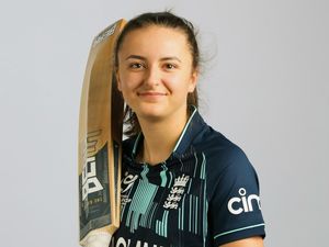 Supporting image for story: England miss out in final heartbreak