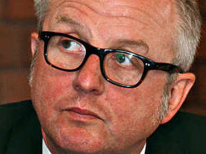 Supporting image for story: Labour drops abusive conduct probe into Ian Austin 