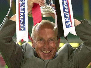 Supporting image for story: Walsall legend Ray Graydon: Dean Keates will get it right 