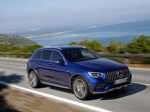 Supporting image for story: New Mercedes-AMG GLC 43 revealed with new looks and more power