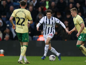 Supporting image for story: The traits that make Adam Reach a useful option for West Brom boss Carlos Corberan 