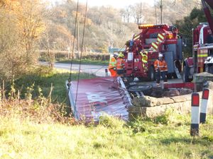 Supporting image for story: Bridgnorth bridge repairs run up £50k bill after lorry crash as roadworks cause disruption