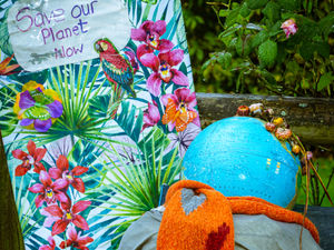 Supporting image for story: Cricket, sausages and saving the environment at new Telford Scarecrow Festival