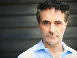 Supporting image for story: Super vet Noel Fitzpatrick ready to bring uplifting story to Dudley town hall stage